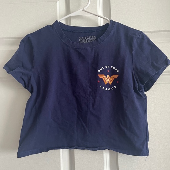 Wonder Woman crop top - Picture 2 of 3